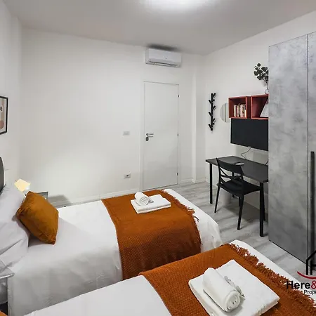Elegant - Airport 5min - Ac - Smart Tv Apartment *