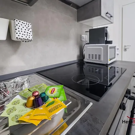 Elegant - Airport 5min - Ac - Smart Tv Apartment Genoa
